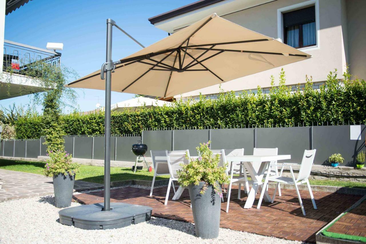 Villa Azdora Peschiera del Garda Exterior foto